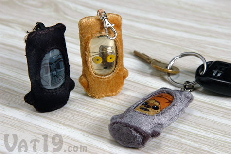 Each Star Wars Mimobot USB Flash Drive comes with a Keychain Hoodie