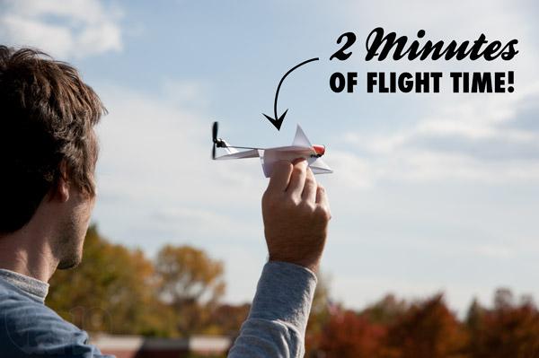 One Minute Paper Airplanes Kit