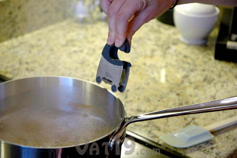 Utensil Pot Clips are dishwasher safe and can handle temperatures up to 600 degrees Fahrenheit. The rubber tops on the pot clips make them safe to remove.