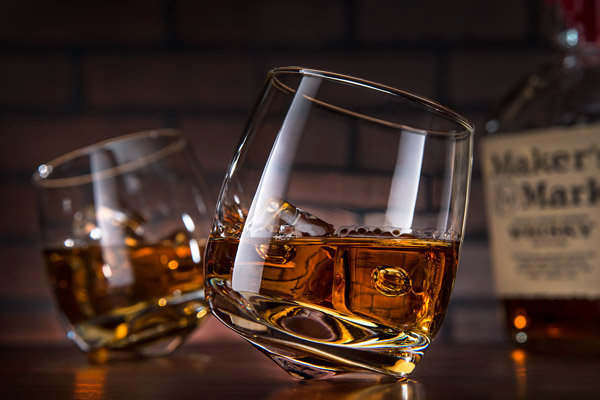 Snag This Set of Whiskey Glasses While They're 56% Off